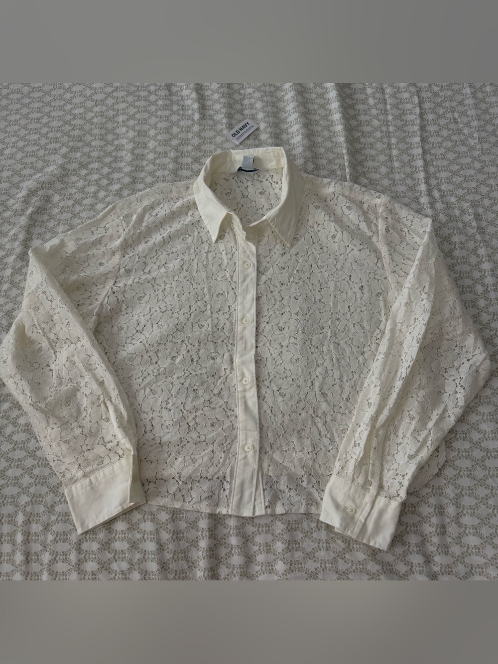 Old Navy Ivory Lace Button-Down Blouse size M